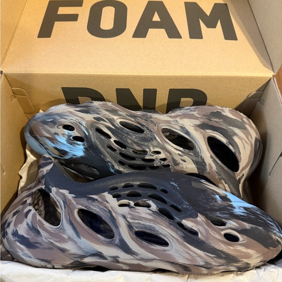 Pre-owned adidas Yeezy Foam RNR MX Cinder Men’s Size 14 Worn Once Very Clean